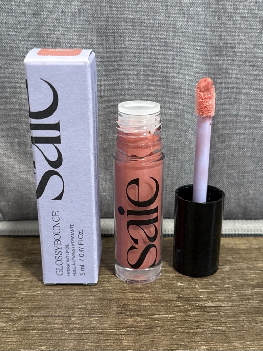 BRAND NEW SAIE Glossy Bounce Hydrating Lip Oil Shade Disco 0.17 oz NIB